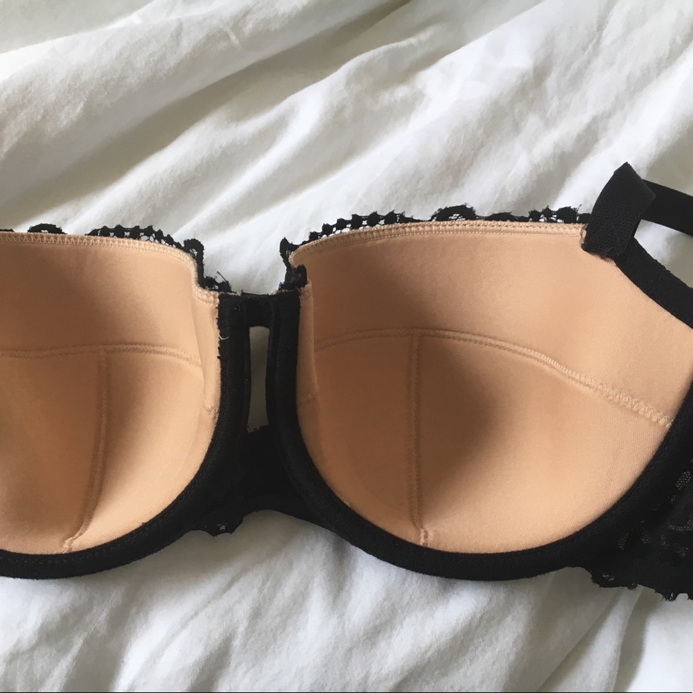 🎈Like new 🎈Barbara sexy lace bra - Picture 6 of 6